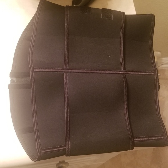 Waist trainer - Picture 1 of 2
